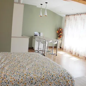 Etienne : Chateaucreux 40 M2 Apartment